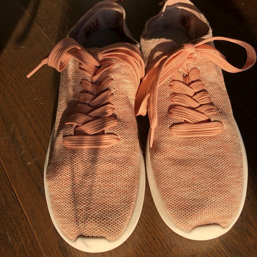 7.5 Women's Clarks Running Shoes